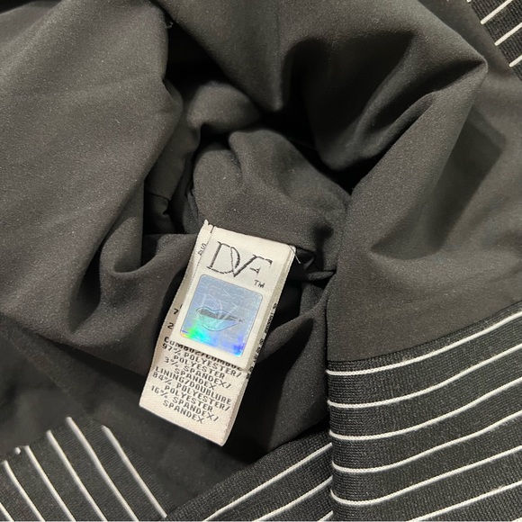 DVF Black White Pin stripe sleeveless Gilet Dress 4 button up v neck - Picture 13 of 16